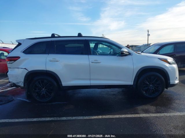 5TDJZRFH5KS571804 Toyota Highlander Se