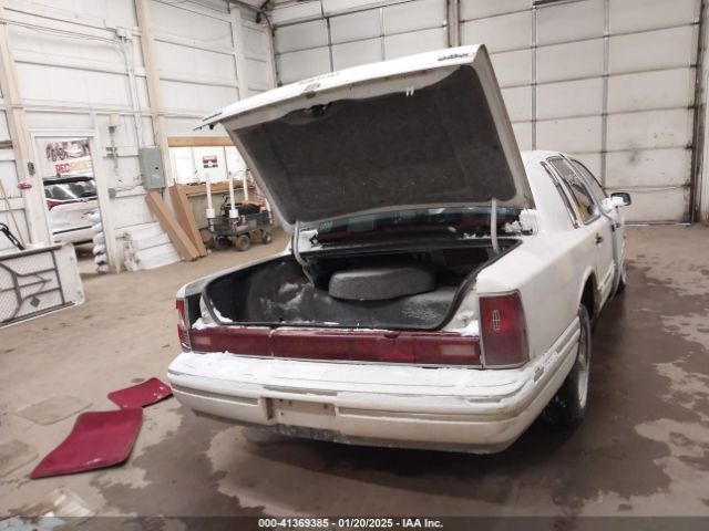 1993 LINCOLN TOWN CAR 1LNLM81W0PY648996 Photo 3