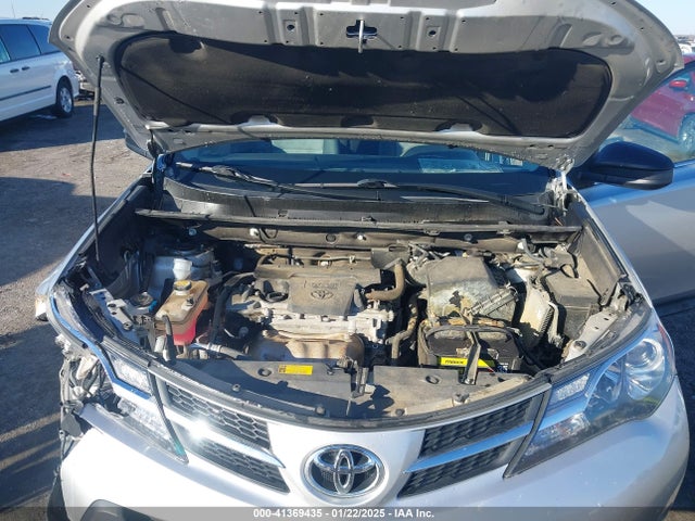 Toyota RAV4 LE 2015 2T3BFREV3FW261109 Image 10
