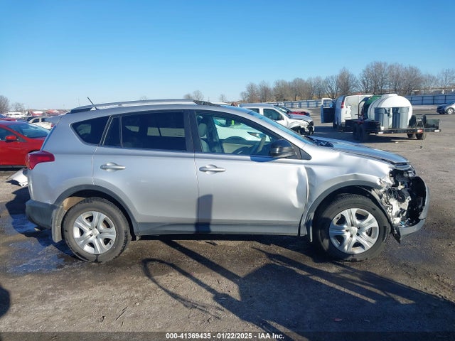 Toyota RAV4 LE 2015 2T3BFREV3FW261109 Image 13