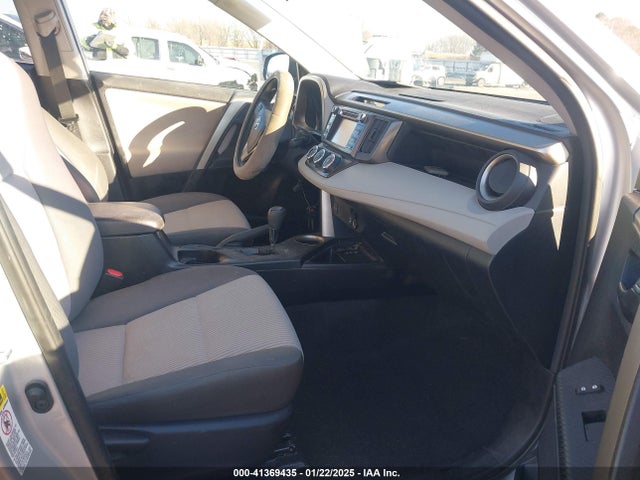 Toyota RAV4 LE 2015 2T3BFREV3FW261109 Image 5