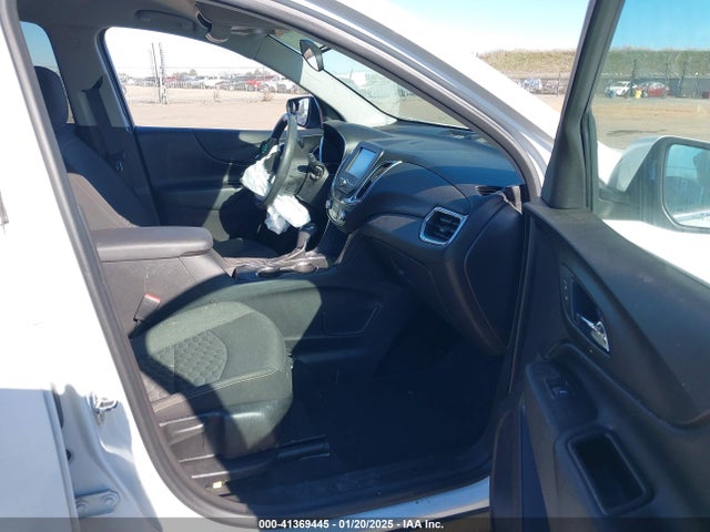 Chevrolet EQUINOX LT 2018 3GNAXJEV6JS592371 Image 4