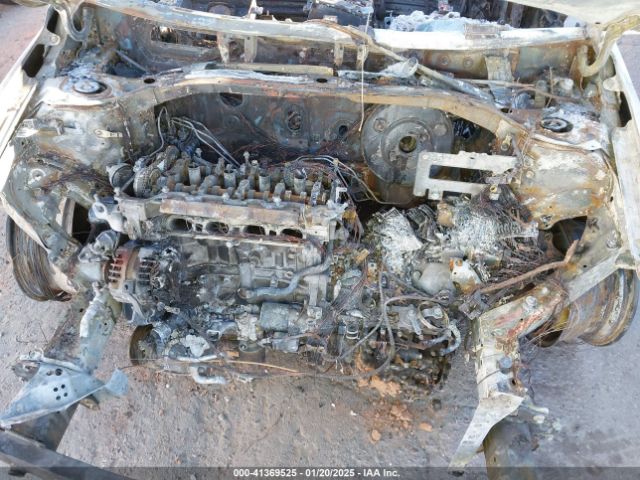KMHD74LF4HU422079 Hyundai ELANTRA SE