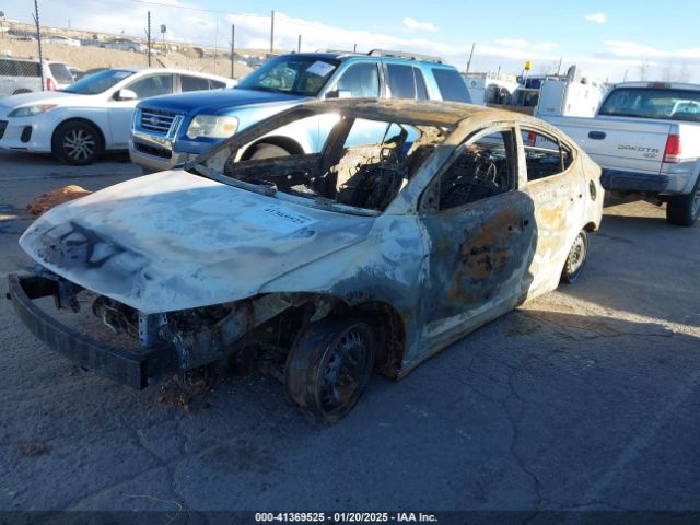 KMHD74LF4HU422079 Hyundai ELANTRA SE