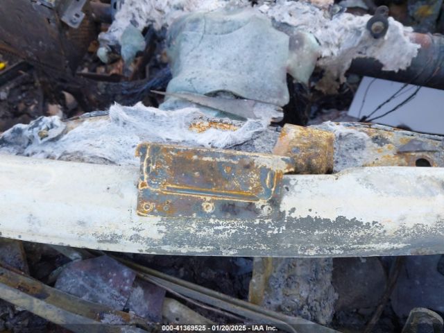 KMHD74LF4HU422079 Hyundai ELANTRA SE