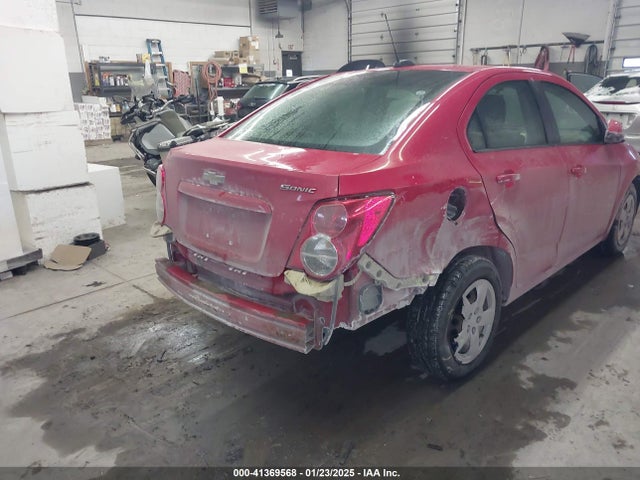 1G1JB5SG7F4178780 Chevrolet Sonic Ls Manual