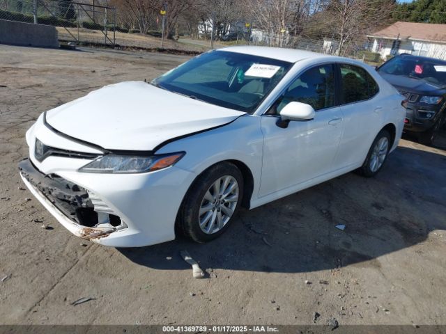 4T1B11HK1JU621500 Toyota CAMRY LE