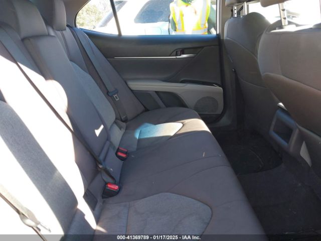4T1B11HK1JU621500 Toyota CAMRY LE