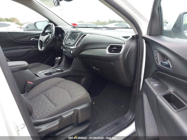 2GNAXKEV1K6178856 Chevrolet EQUINOX LT