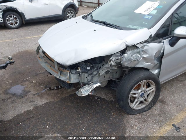 Ford FIESTA SE 2018 3FADP4BJ3JM119076 Image 6