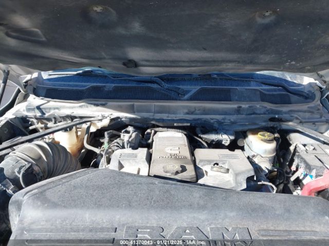 3C6UR5HL1NG253891 RAM 2500 Tradesman  4x4 8' Box