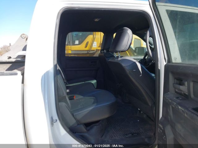 3C6UR5HL1NG253891 RAM 2500 Tradesman  4x4 8' Box