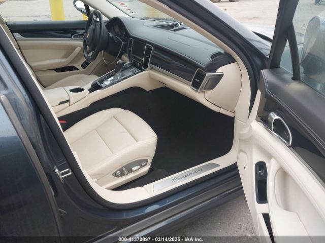 WP0AA2A79EL00967 Porsche PANAMERA 4