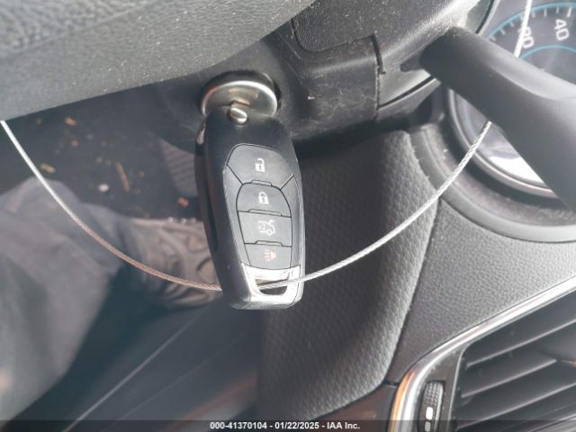 1G1BE5SM0J7136685 Chevrolet Cruze Lt Auto