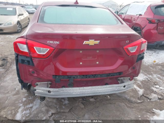 1G1BE5SM0J7136685 Chevrolet Cruze Lt Auto