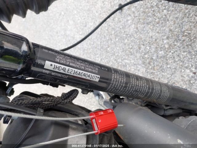 2010 HARLEY-DAVIDSON XL883 1HD4LE216AC404107 Photo 9