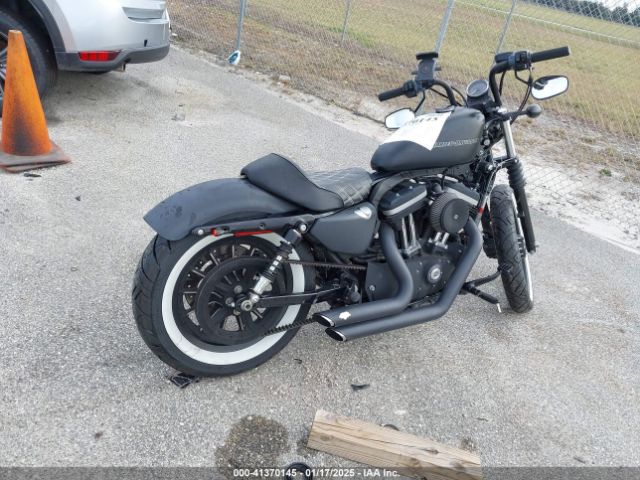 2010 HARLEY-DAVIDSON XL883 1HD4LE216AC404107 Photo 3