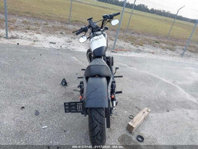 2010 HARLEY-DAVIDSON XL883 1HD4LE216AC404107 Photo 5