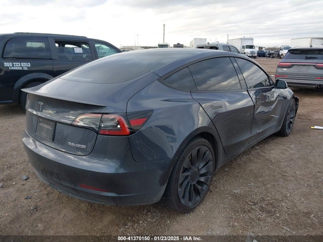 2023 TESLA MODEL 3 5YJ3E1EC3PF637385 Photo 3