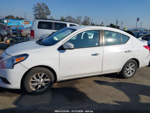 3N1CN7AP7JL801485 Nissan Versa 1.6 Sv