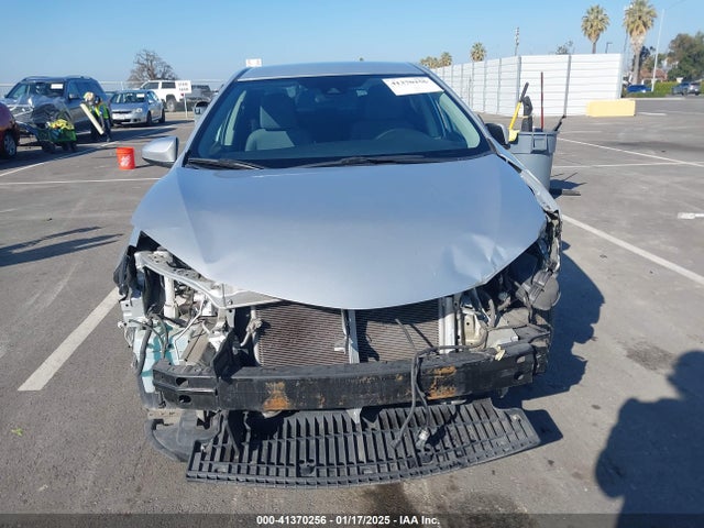 Toyota COROLLA L 2019 5YFBURHE4KP857528 Image 13