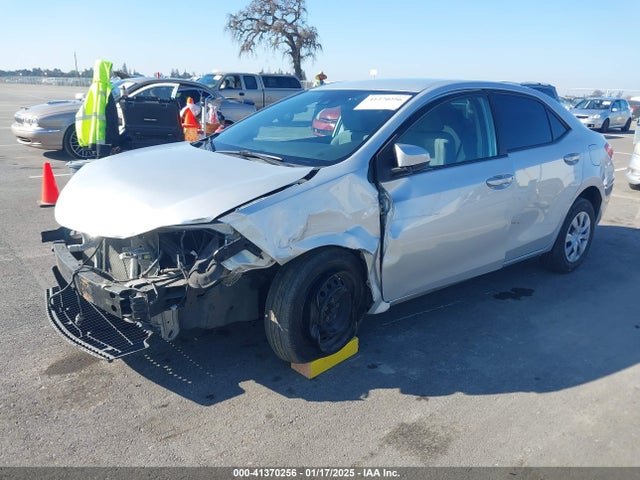 Toyota COROLLA L 2019 5YFBURHE4KP857528 Image 2