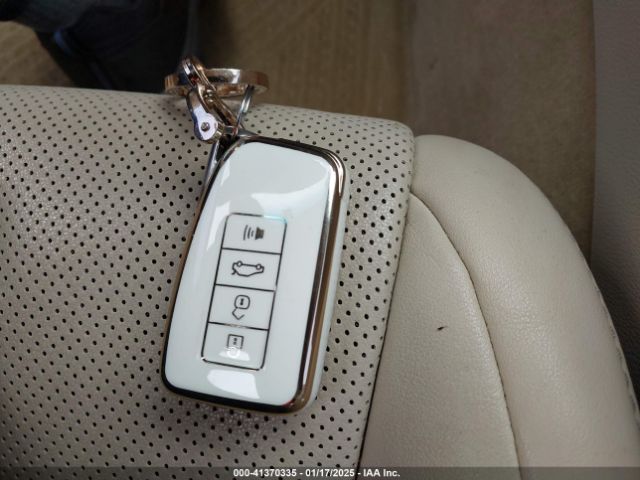 JTHBW1GG4E2044609 Lexus ES 300H
