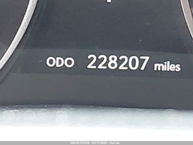 JTHBW1GG4E2044609 Lexus ES 300H
