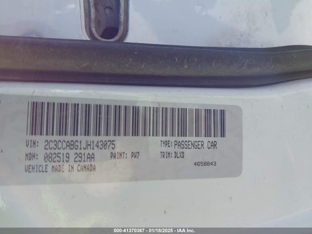 Chrysler 300 300s 2018 2C3CCABG1JH143075 Image 9