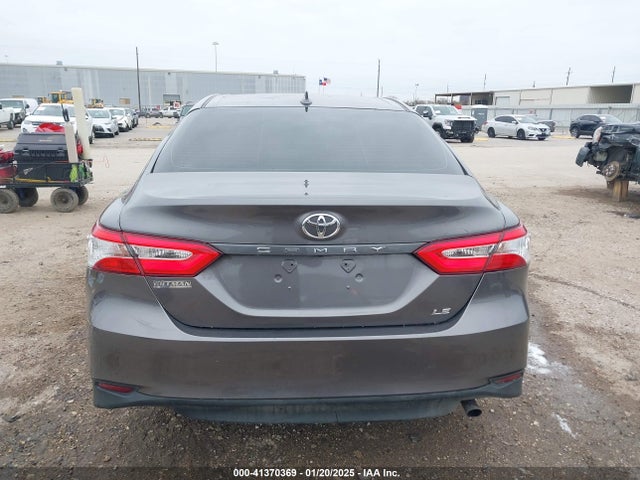 Toyota CAMRY LE 2019 4T1B11HK6KU247421 Image 16
