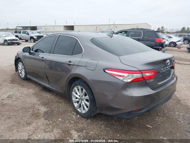 Toyota CAMRY LE 2019 4T1B11HK6KU247421 Image 3