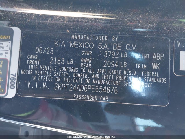KIA FORTE LX 2023 3KPF24AD6PE654676 Image 9