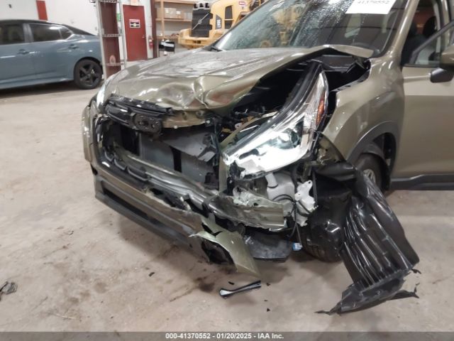 JF2SKADC4RH518366 Subaru Forester Premium