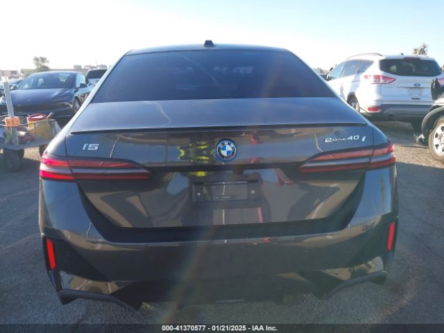 WBY33FK09RCR42126 BMW I5 Edrive40