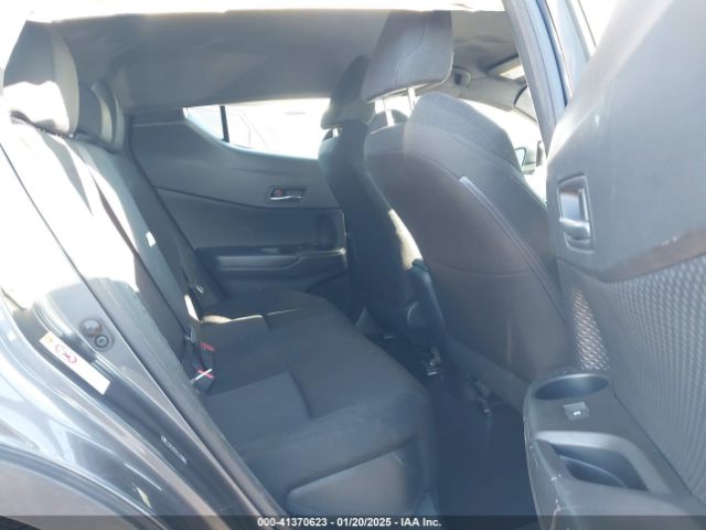 JTNKHMBXXK1039920 Toyota C-HR LE