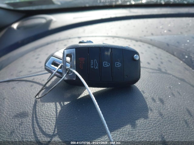 KIA FORTE LX 2018 3KPFK4A79JE275687 Image 11