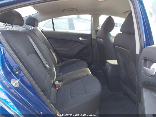KIA FORTE LX 2018 3KPFK4A79JE275687 Image 8