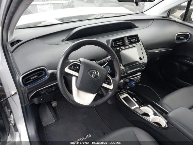 JTDKARFU6G3508826 Toyota Prius Three Touring