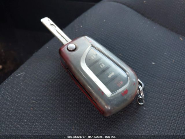 5YFEPMAEXNP354138 Toyota COROLLA LE