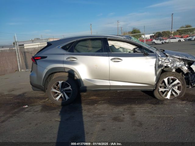 JTJDARBZXL5007461 Lexus NX 300