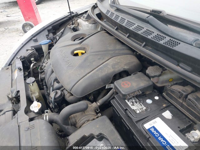 Hyundai ELANTRA SE 2015 KMHDH4AE8FU261868 Image 10