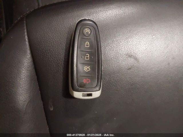 1FADP5CU0FL115073 Ford C-max Energi Sel