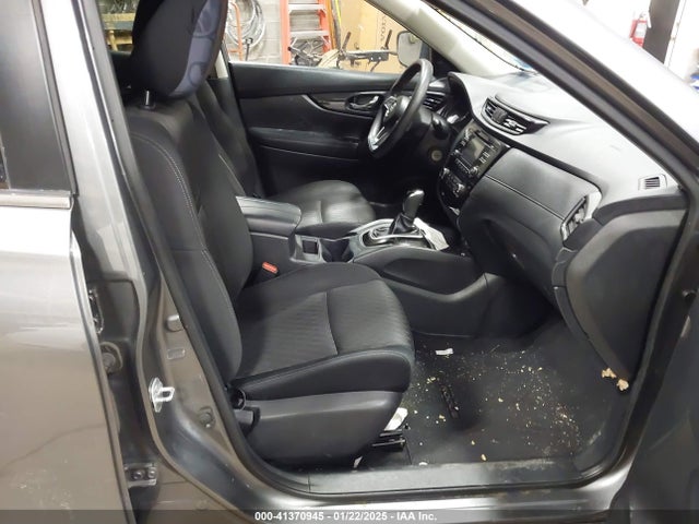 Nissan ROGUE S 2017 KNMAT2MV5HP571791 Image 5