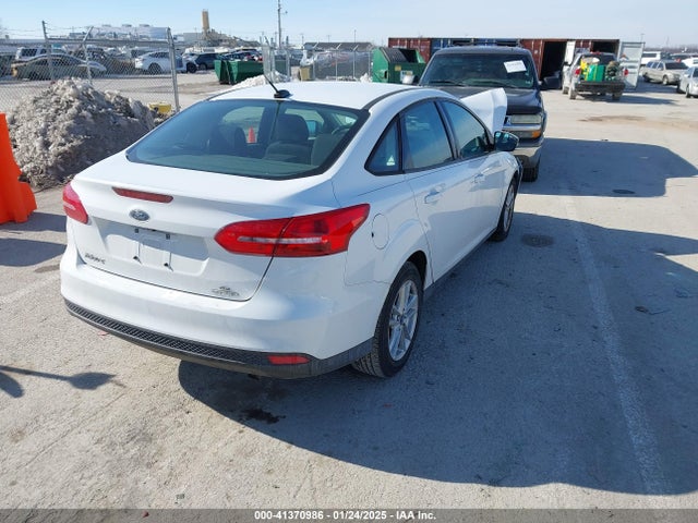 1FADP3F29GL267711 Ford FOCUS SE