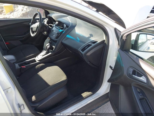 1FADP3F29GL267711 Ford FOCUS SE