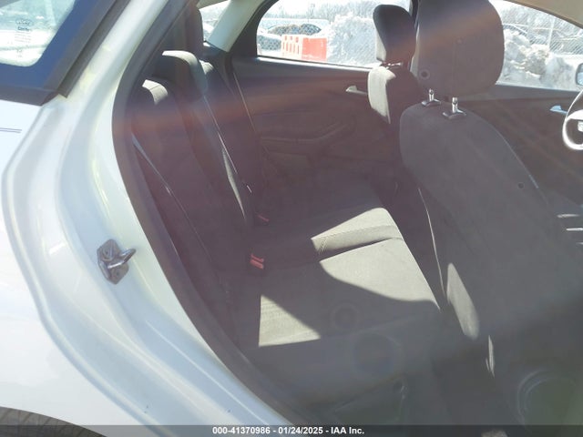 1FADP3F29GL267711 Ford FOCUS SE