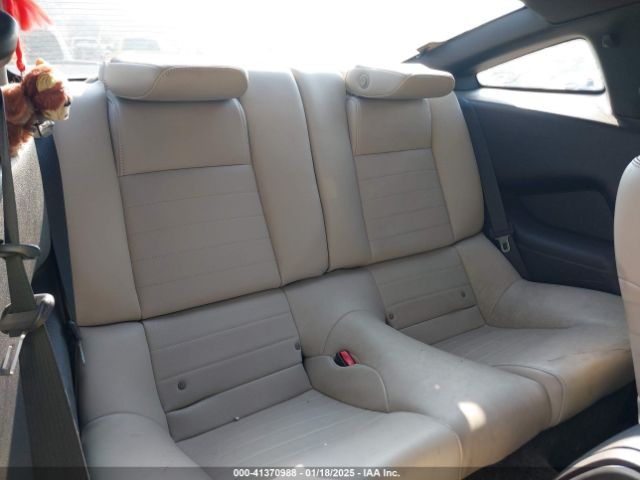 1ZVBP8AMXE5329011 Ford Mustang V6 Premium