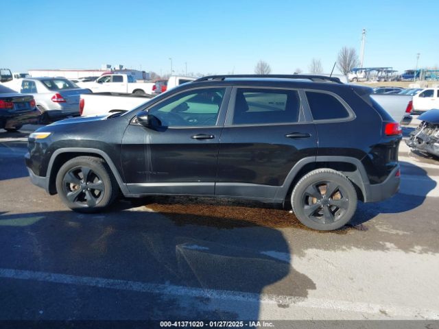 1C4PJLDSXGW319745 Jeep Cherokee High Altitude