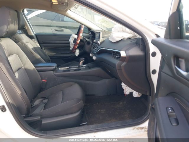 1N4BL4BV2KN312980 Nissan Altima 2.5 S