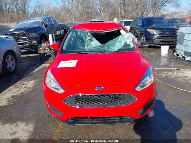 Ford FOCUS SE 2017 1FADP3K26HL249514 Image 12